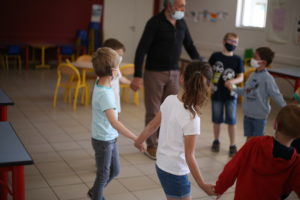 Danse et chant à l'école Sainte Marie